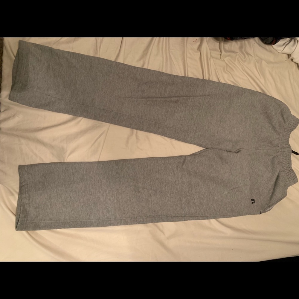 Men’s Russell sweats